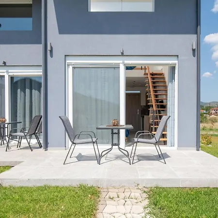 Campania Loft بيت للعطل سيكيا